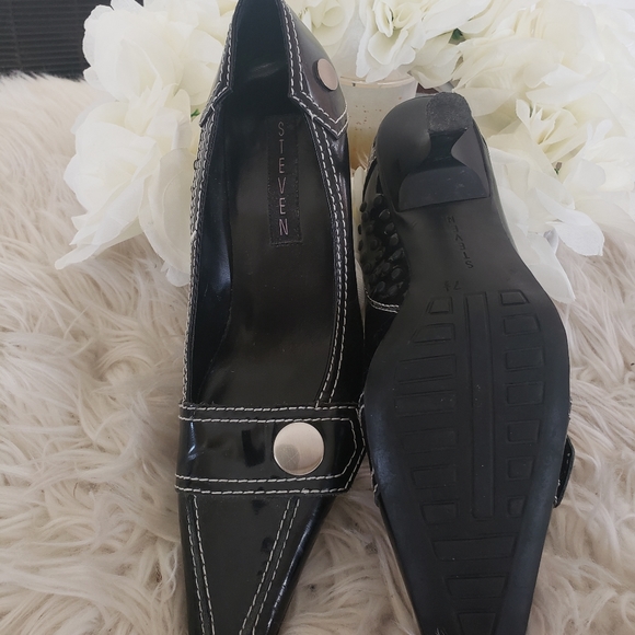 STEVEN BY Steve Madden - Picture 2 of 2